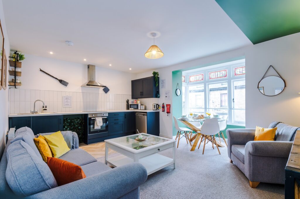 45HighStreet-Airbnb-1