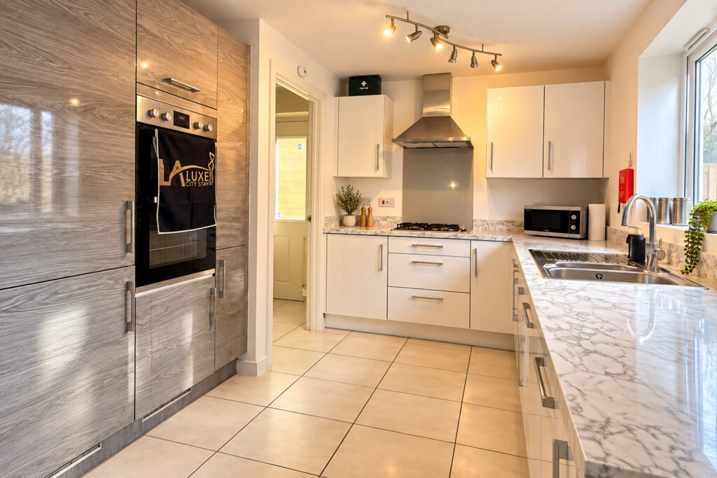 Spacious 4-Bedroom House in Birmingham (11)